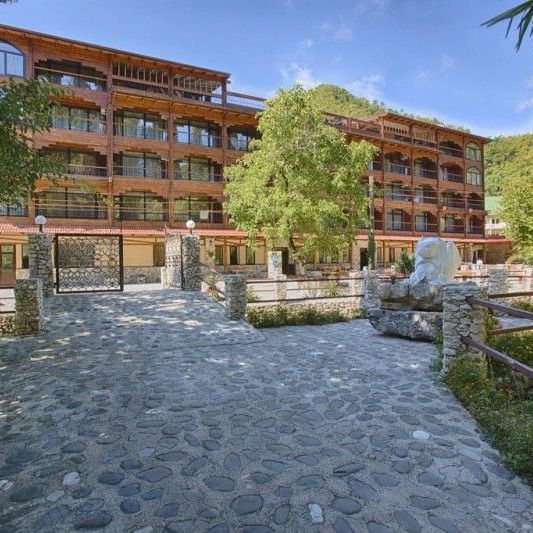 Отели 3*, Отели 4*, Хостелы