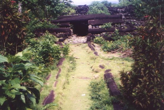 Руины Нан-Мадола на острове Понпей