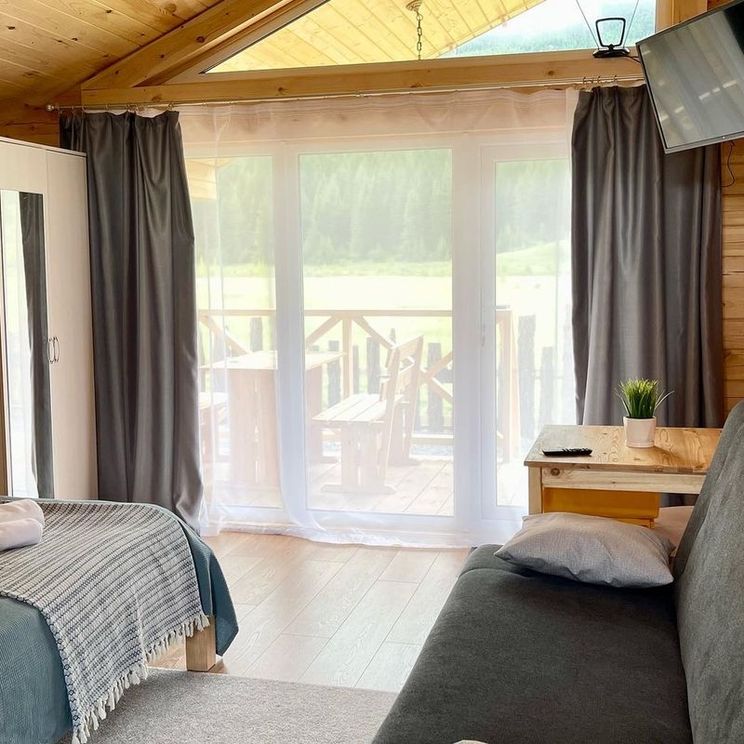 Отели 3*, Бунгало, Коттеджи, Шале