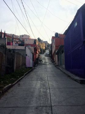 Холмистые улицы Экатепек-де-Морелос
