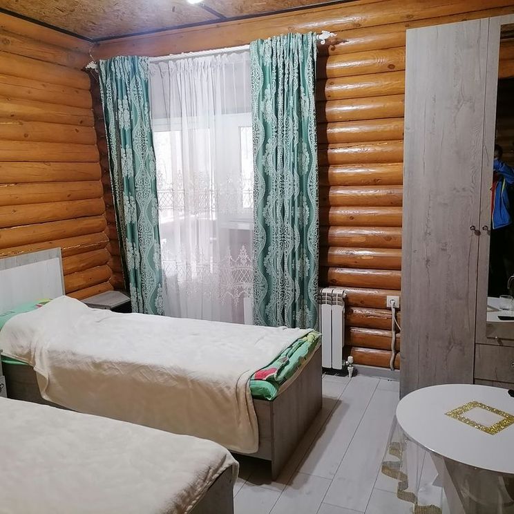 Отели 1-2*, Отели 3*