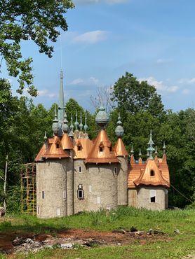 Замок Монт-Руж