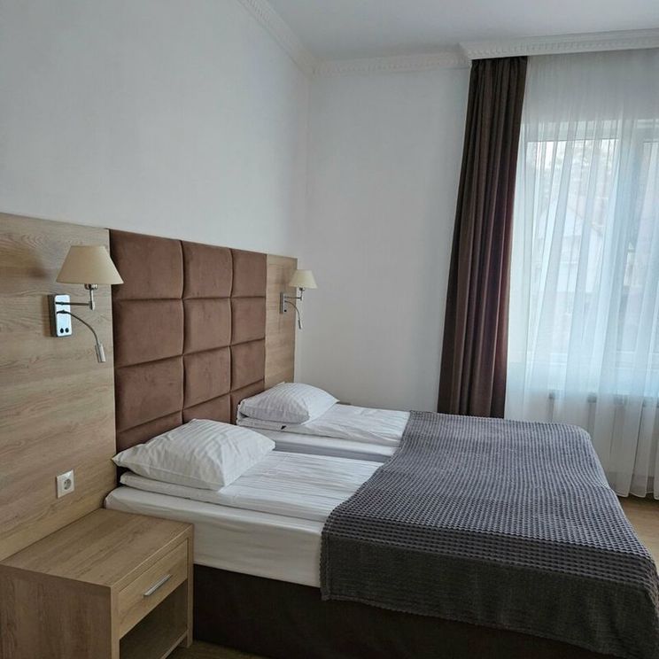 Отели 4*