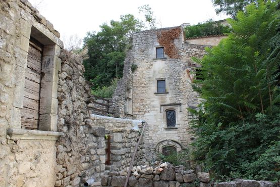 Руины Оппед-ле-Вьё