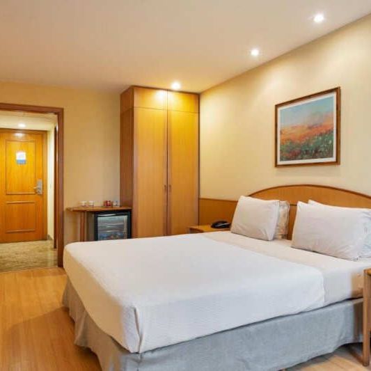 Отели 4*, Хижины, Лоджи