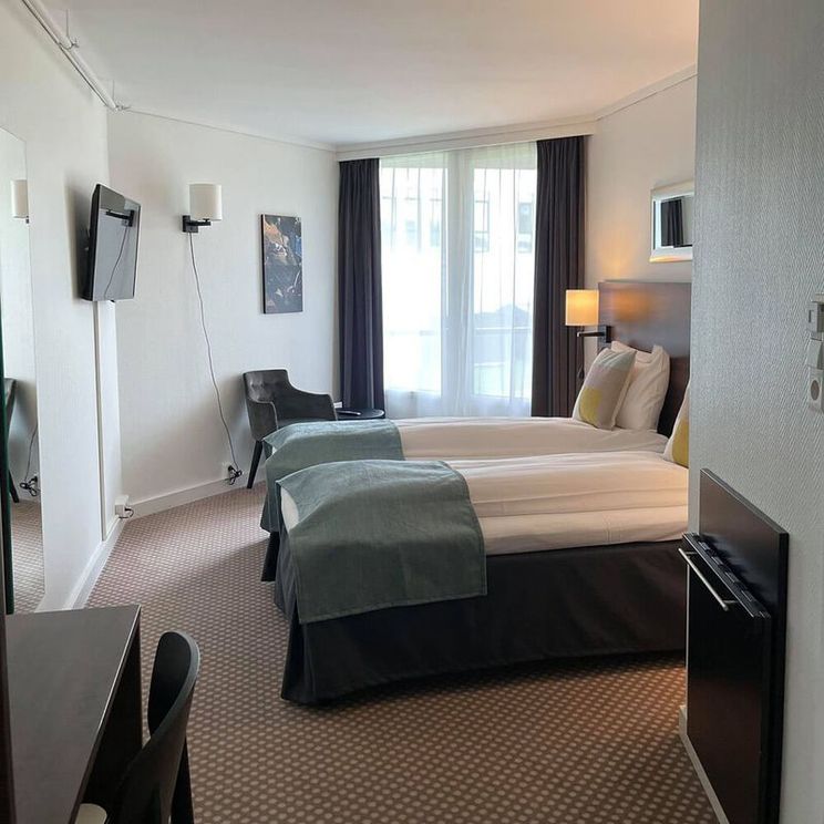 Отели 4*, Отели 5*, Коттеджи