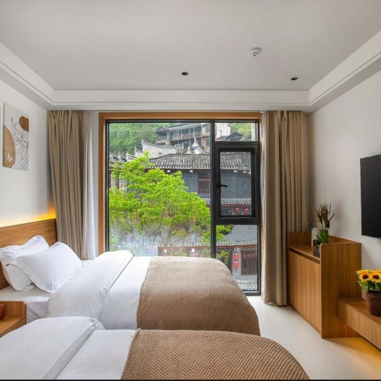 Отели 4*, Отели 5*