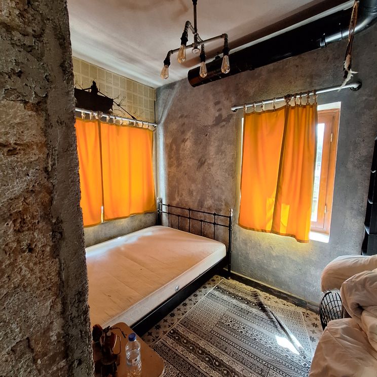 Кемпинги, Апартаменты, Хостелы, Палатки