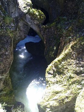Пещера «Дьявольское горло»