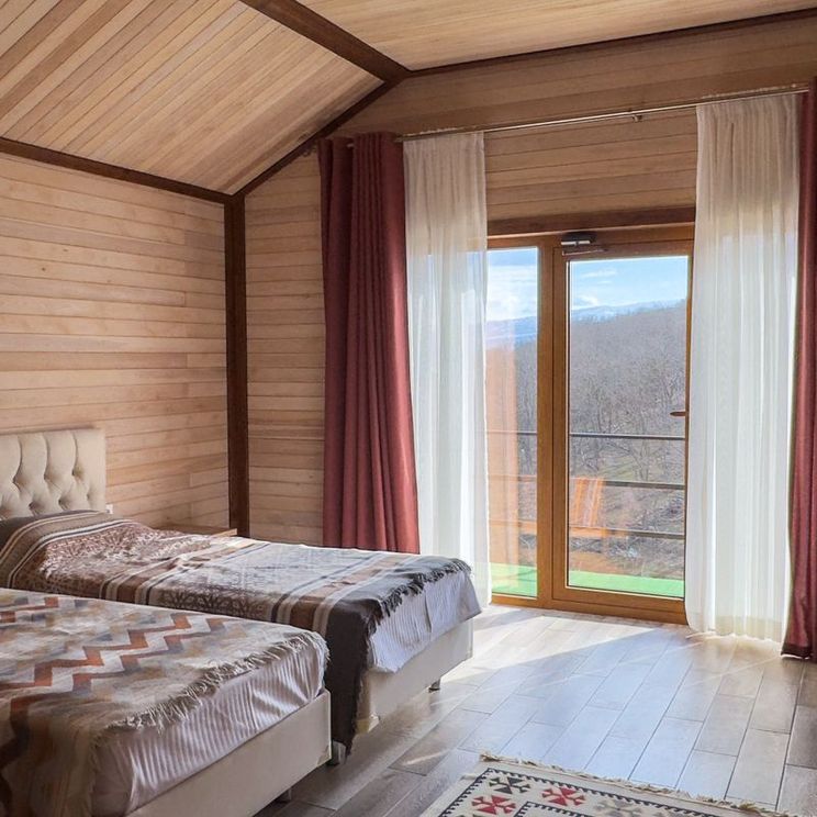 Отели 1-2*, Гостевые домики, Отели 3*, Коттеджи