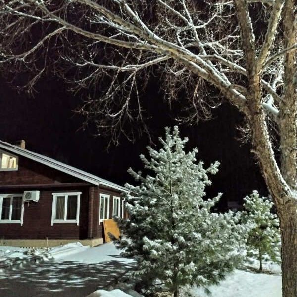 Гостевые домики, Отели 4*, Глэмпинги, Коттеджи