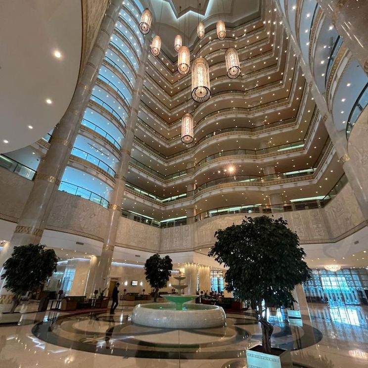 Отели 3*, Отели 5*, Юрты