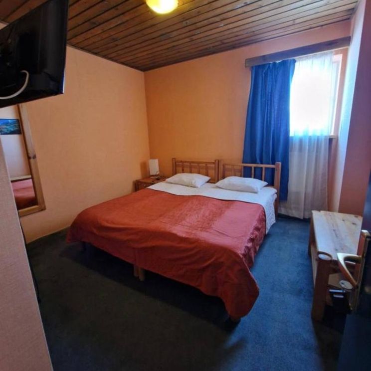 Отели 1-2*, Гостевые домики