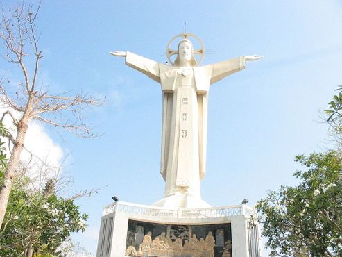 Статуя Иисуса Христа в Вунгтау