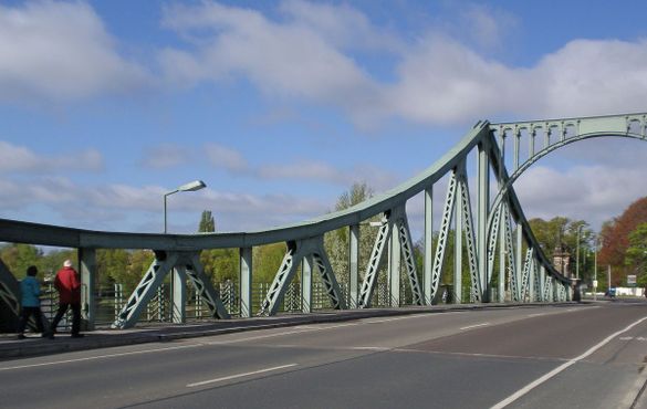 Шпионский мост