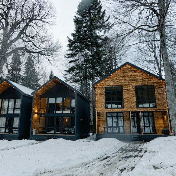 Глэмпинги, Коттеджи