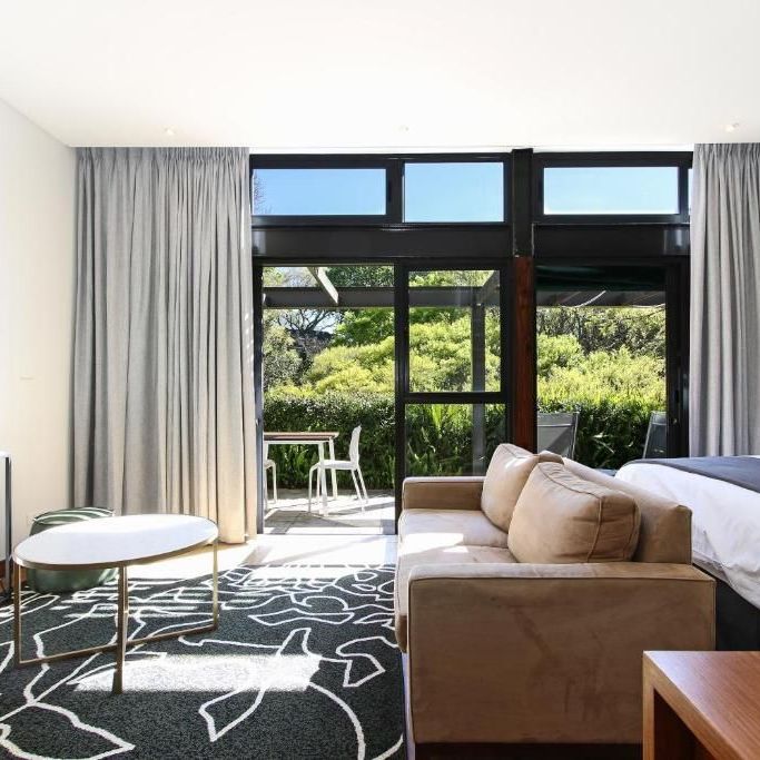 Отели 4*, Лоджи