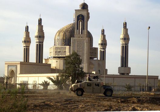 Мечеть Умм аль-Кура, построенная по указу Саддама Хусейна
