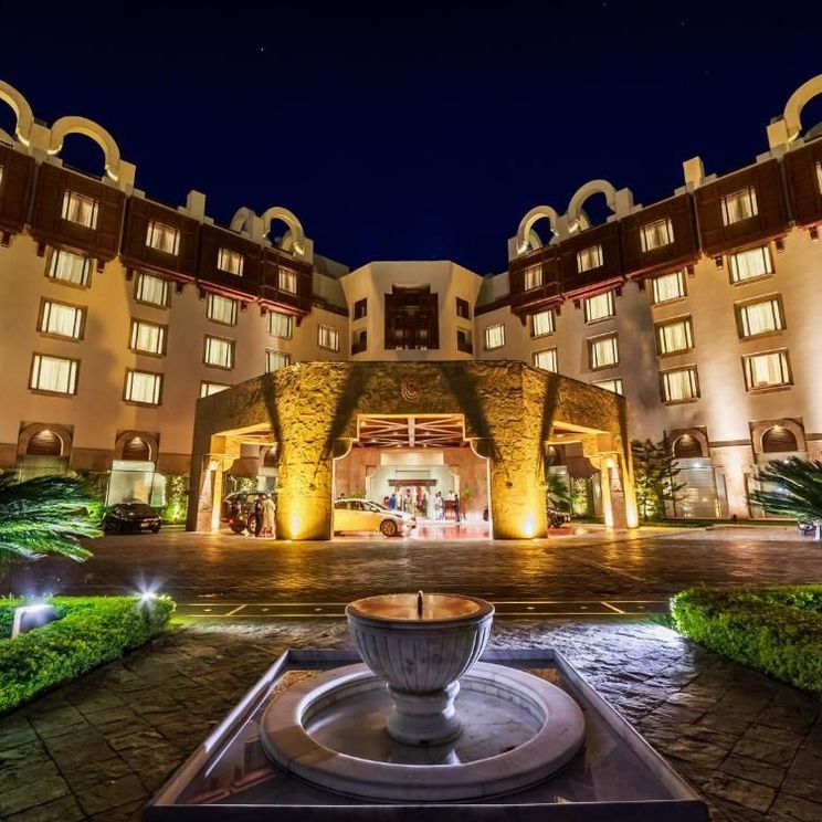 Кемпинг, отели 4*