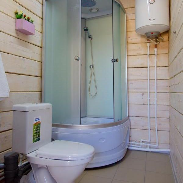 Отели 1-2*, Отели 4*