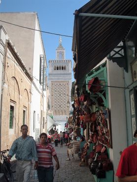 Медина Туниса и мечеть аз-Зайтуна