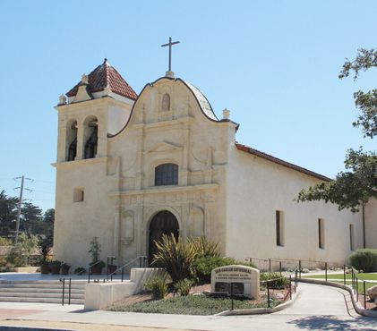 Собор Святого Карлоса, старейшая постоянно действующая церковь в Калифорнии