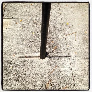 Скульптура «Небесные врата» не отбрасывает тень