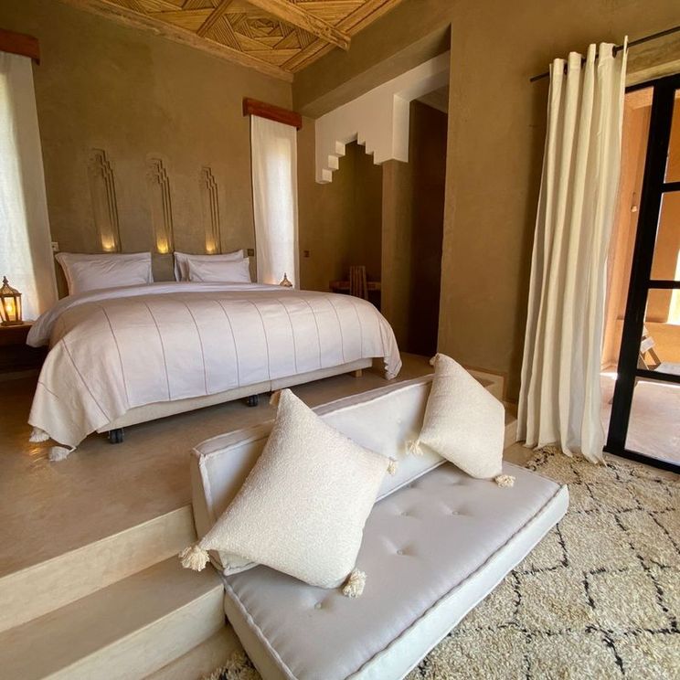 Отели 3*, Отели 4*, Бутик-отели, Палатки