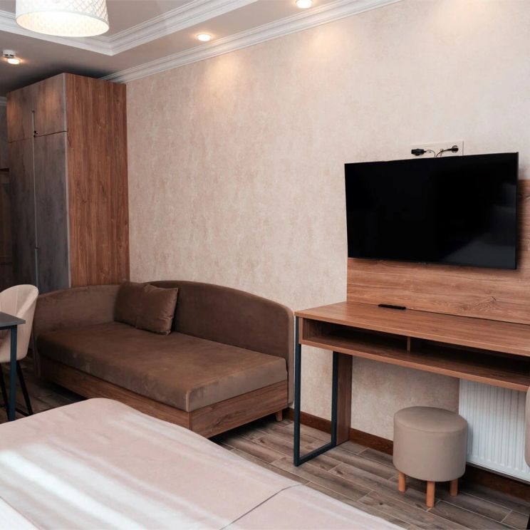 Гостиницы 1-2*, Гостиницы 3*