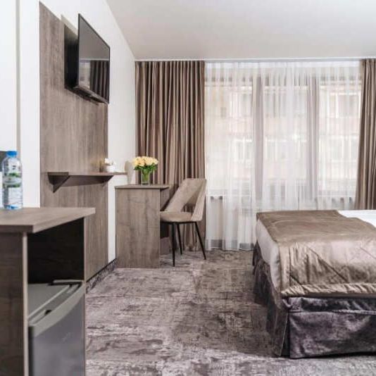 Гостиницы 3*