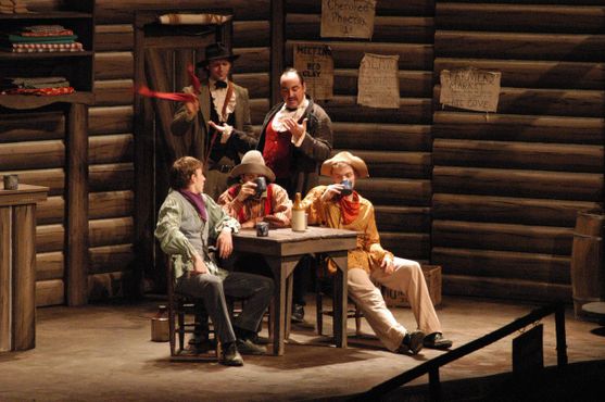 «К этим холмам»