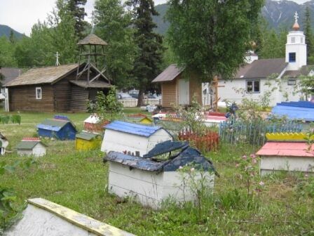 Погребальные дома духа в Эклутне, Аляска 