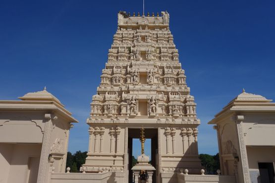Индуистский храм Флориды. Вход