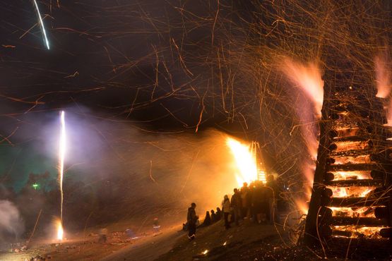 Рождественские костры на дамбе