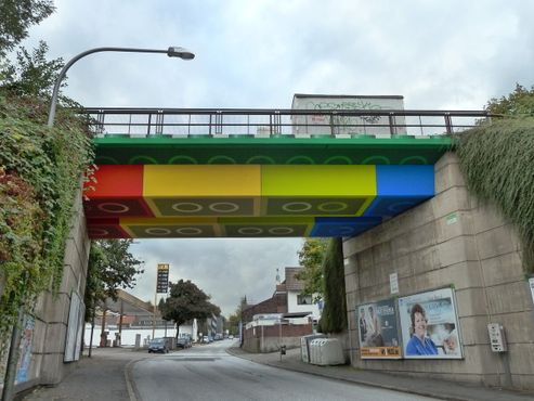 Лего-мост в Вуппертале, Германия