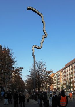 Памятник Георгу Эльзеру