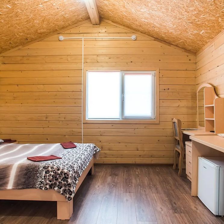 Отели 1-2*, Отели 3*