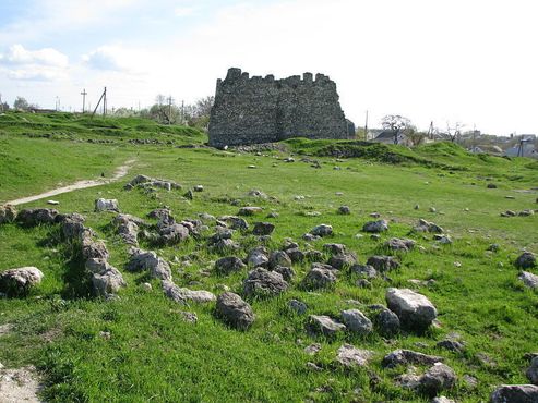 Древний город Неаполь Скифский в Крыму