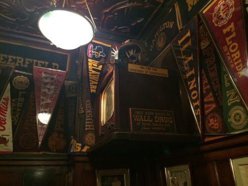 Бар «Хэррис Нью-Йорк»