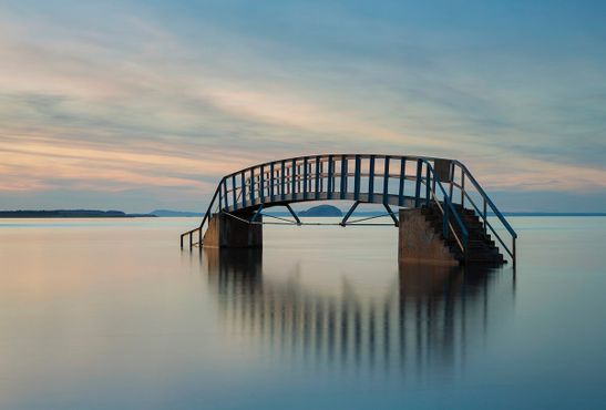 Мост в никуда