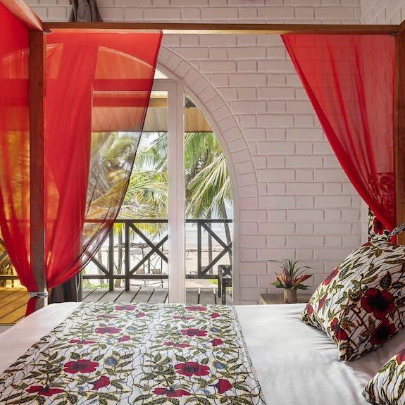 Бутик-отели, Отели 5*, Лоджи, Шале