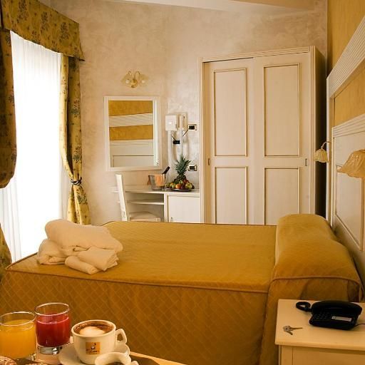 Отели 4*