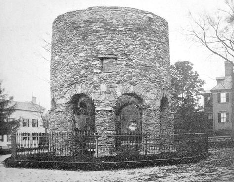 Ньюпортская башня в XIX веке