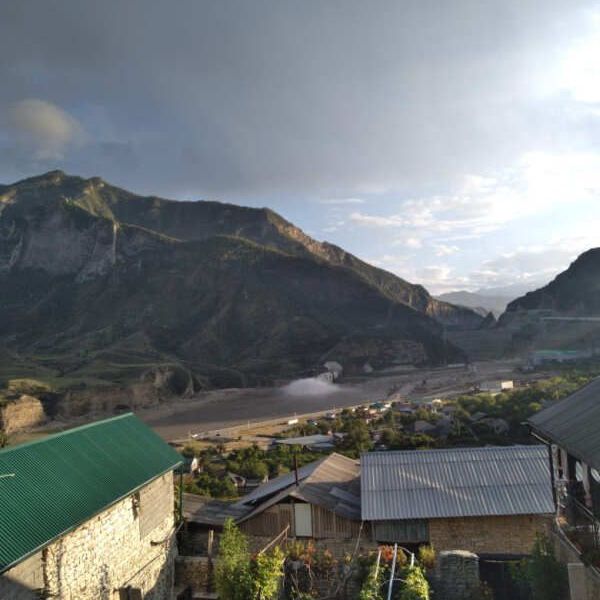 Гостиницы 1-2*, Гостевые домики