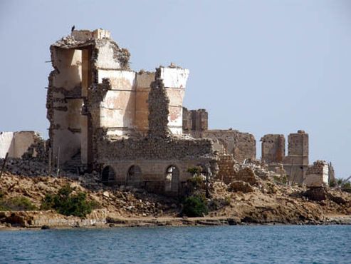 Руины под суданским солнцем