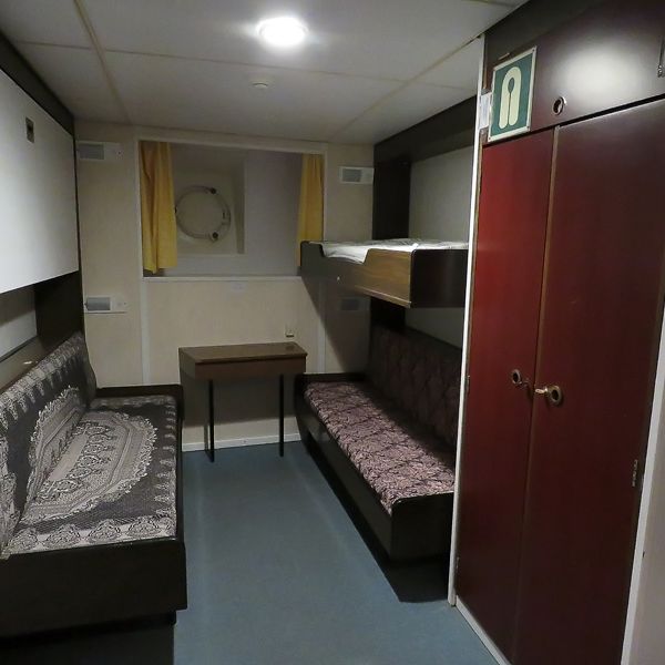 Палатки, Паромы