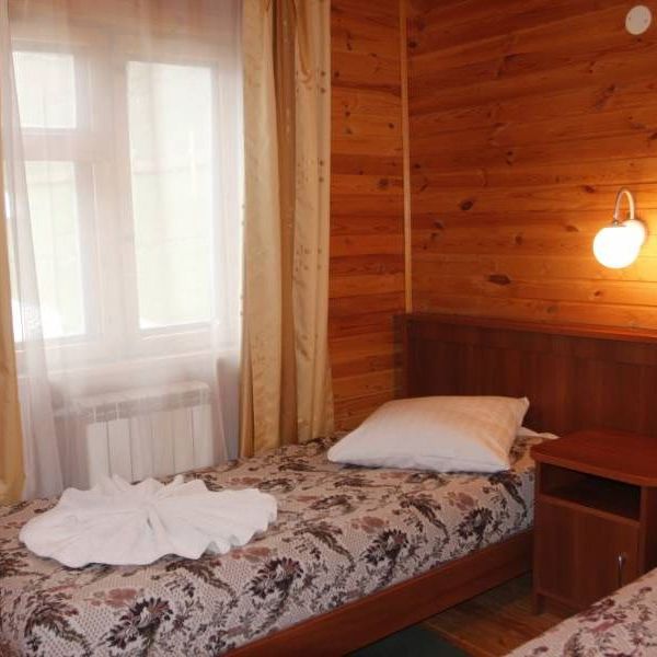 Отели 1-2*, Гостевые домики