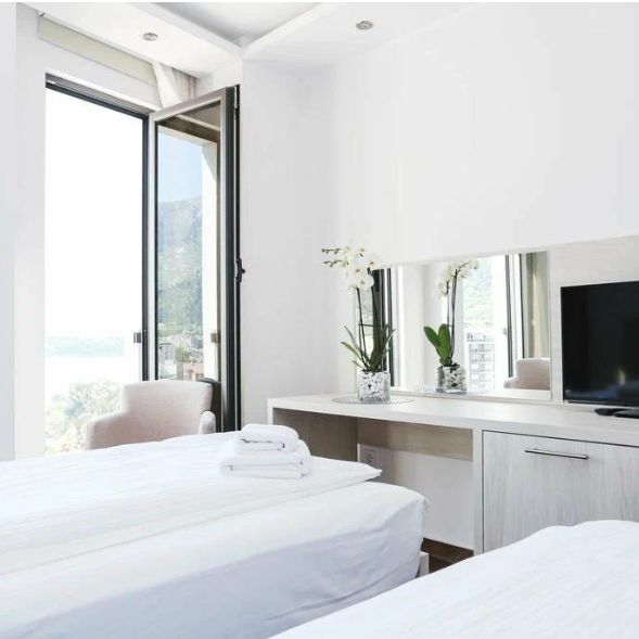 Отели 3*, Отели 4*, Виллы, Коттеджи