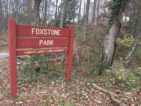 Вывеска парка Фоксстоун