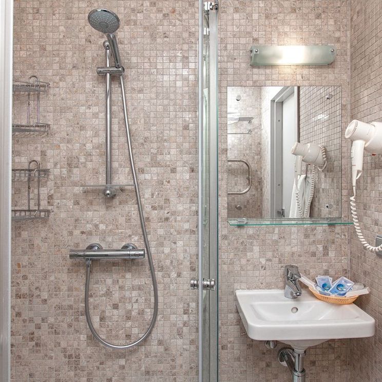 Гостиницы 4*